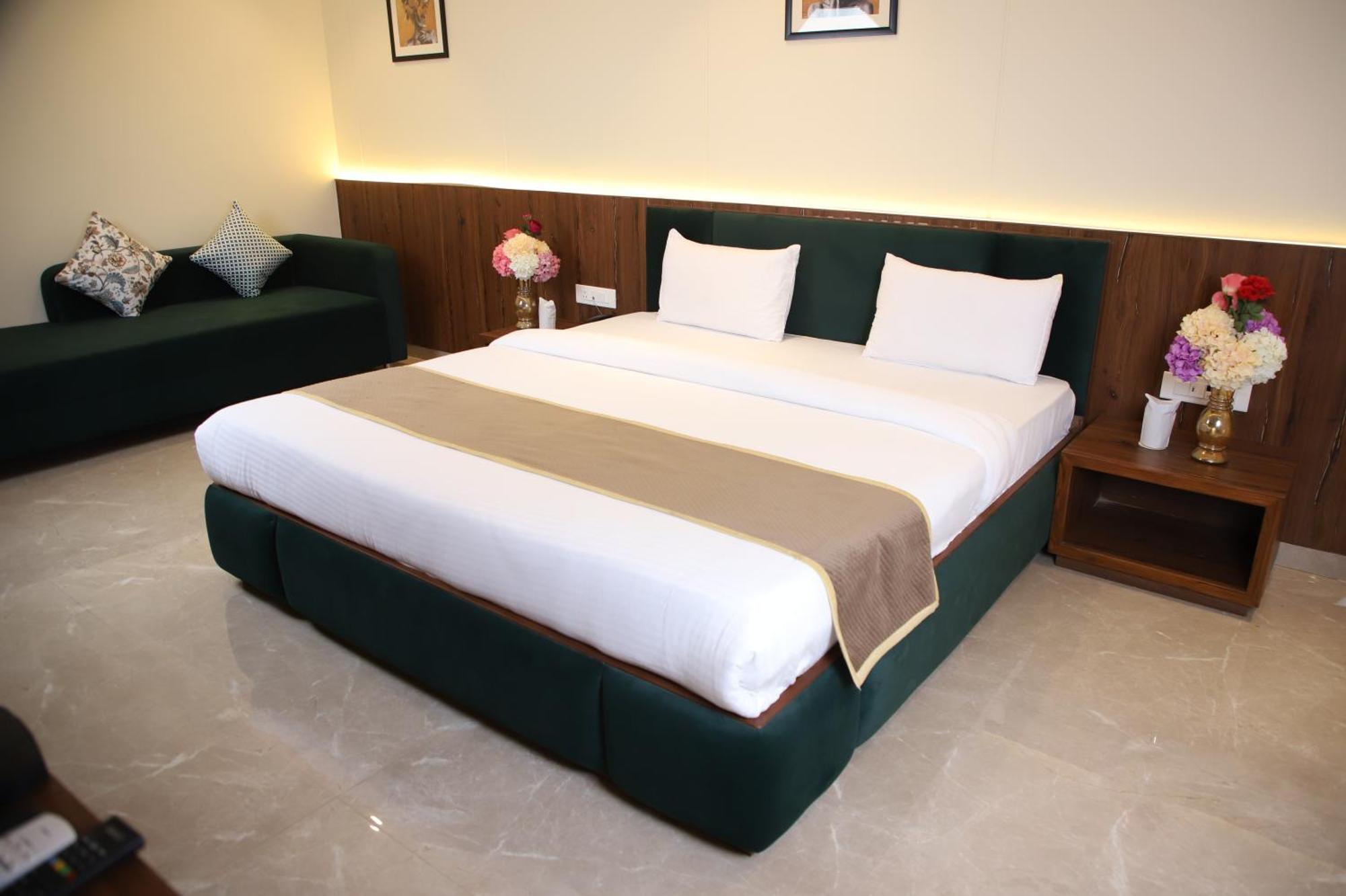 Pink Villa Boutique Hotel Meerut Luaran gambar