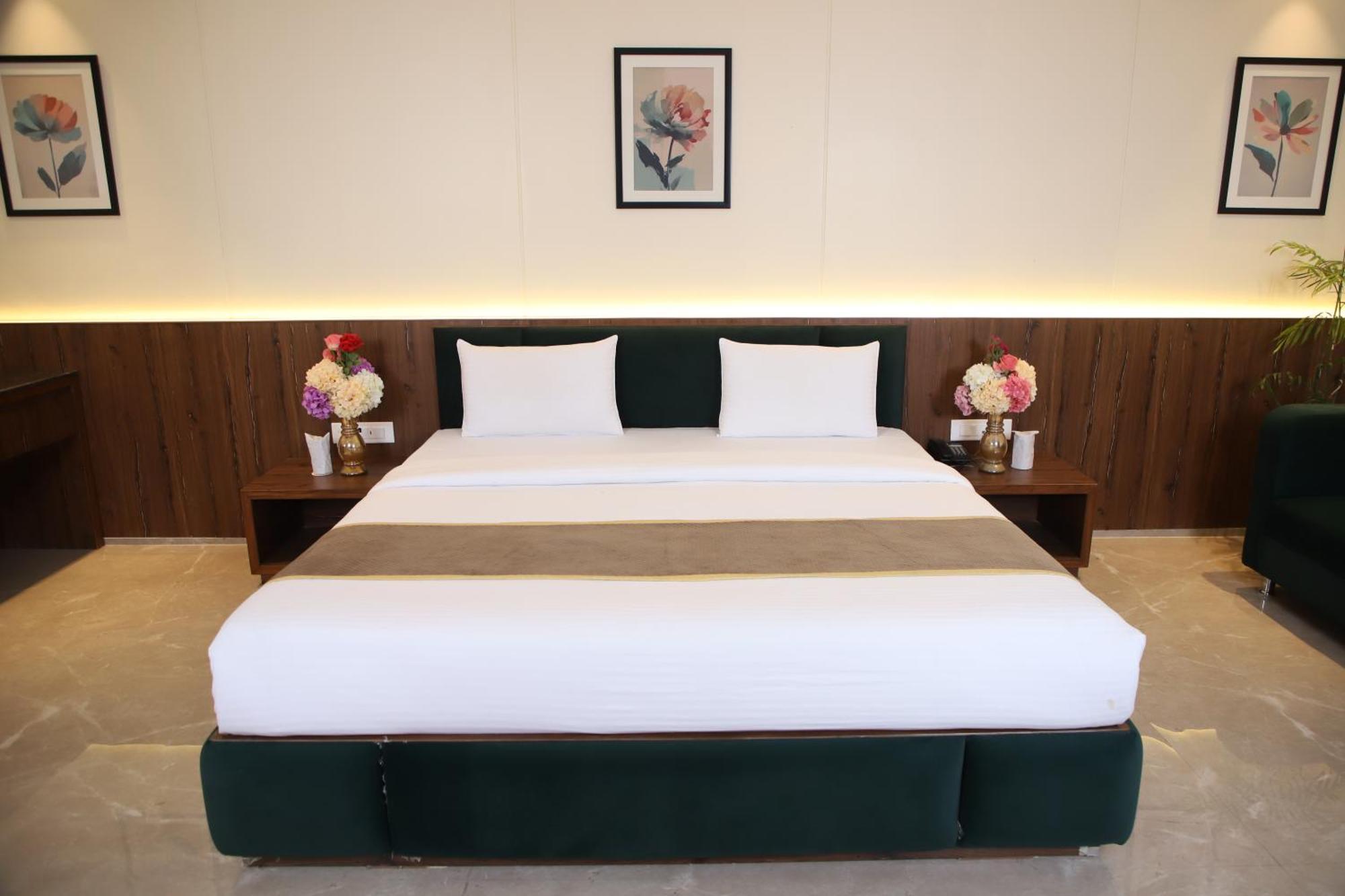 Pink Villa Boutique Hotel Meerut Luaran gambar